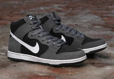 nike grey dunks|grey nike dunks high tops.